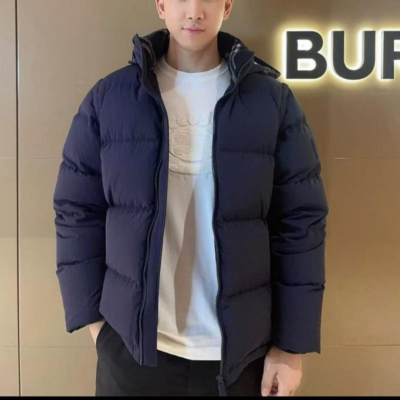 💎Han's house精品服飾💎 Burberry 格紋 羽絨外套 背心兩穿 連帽可拆 原價65000-1