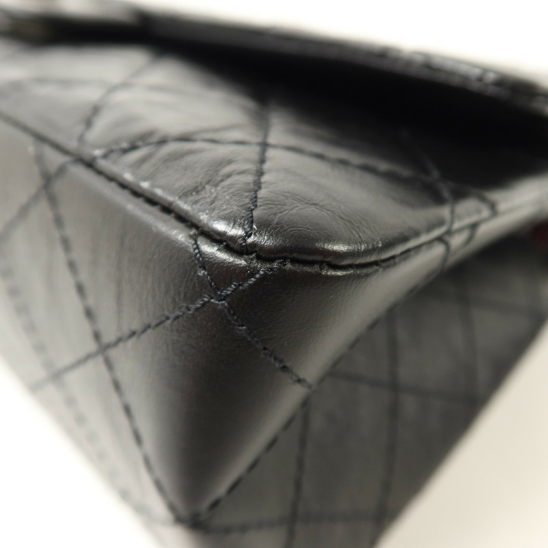 CHANEL 牛皮皮革2.55 28cm鏈帶手挽肩背兩用袋-10