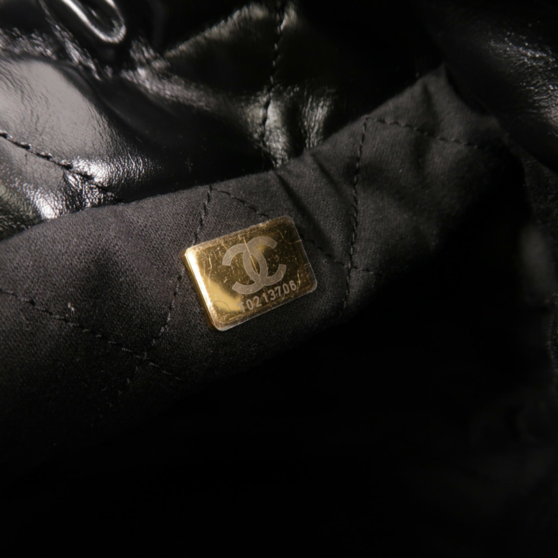 CHANEL 牛皮皮革Chanel 22 Mini鏈帶肩背袋-6