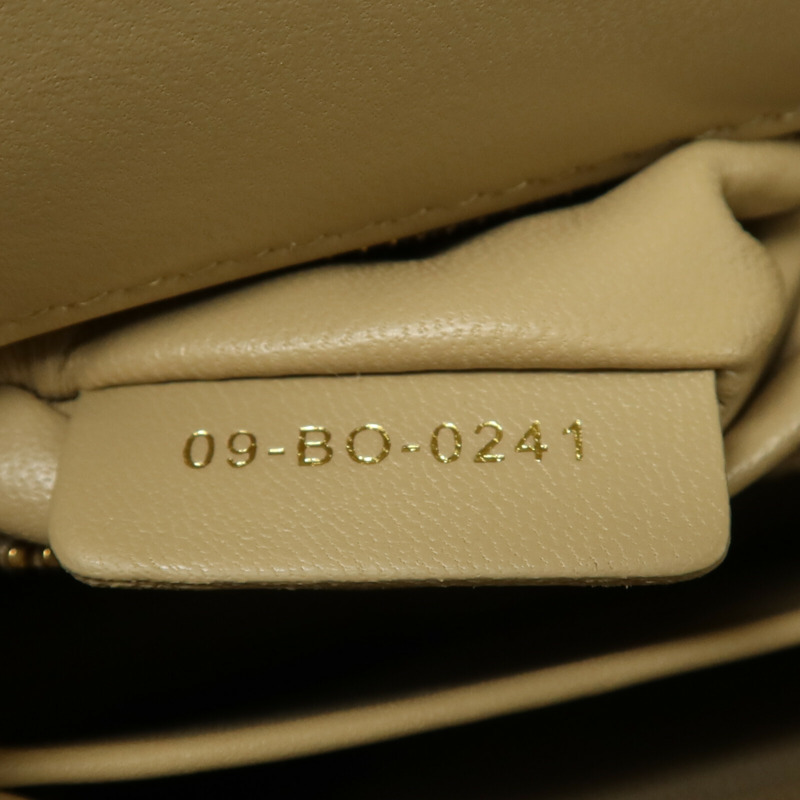 Dior 牛皮皮革Montaigne 30肩背袋-6