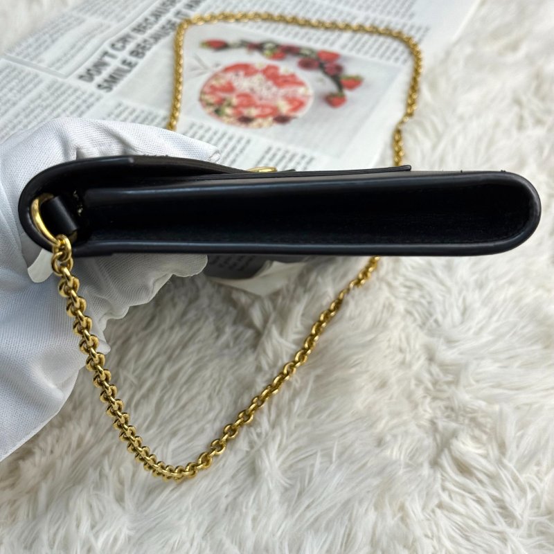 Celine瑟琳Pocket woc鏈條信封包-3