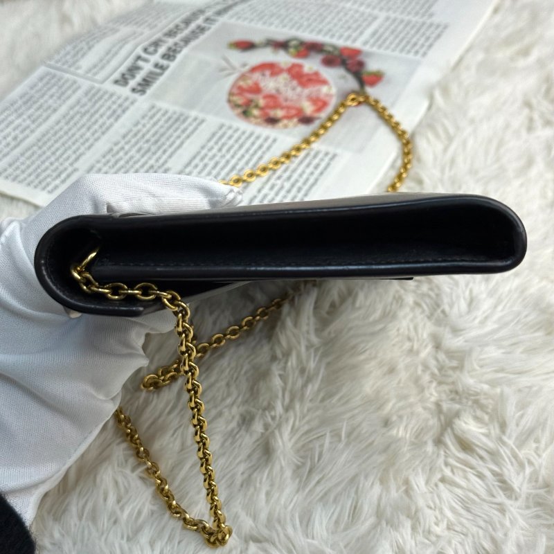 Celine瑟琳Pocket woc鏈條信封包-4