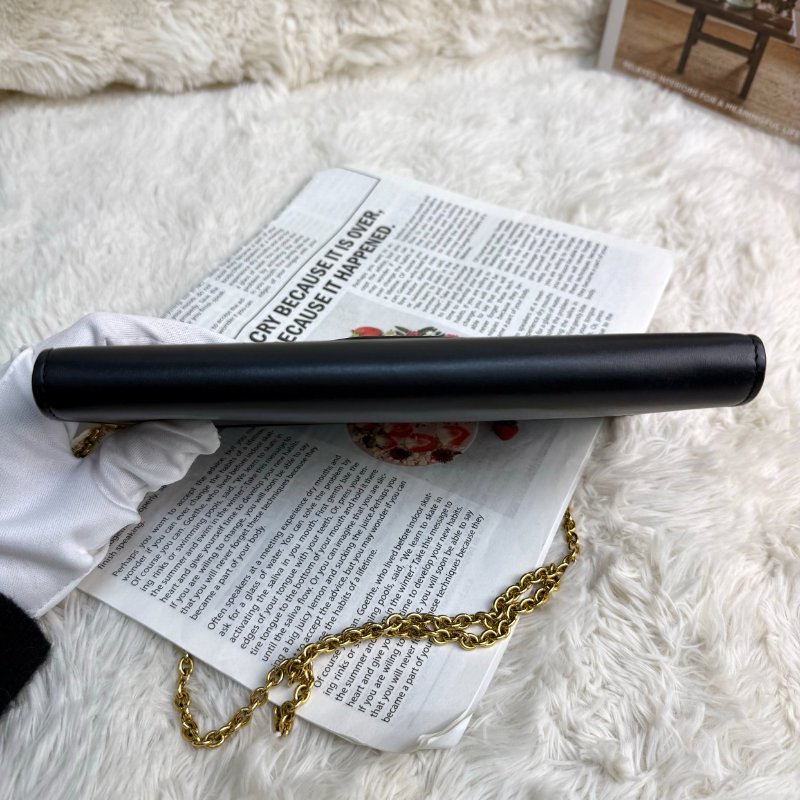 Celine瑟琳Pocket woc鏈條信封包-5