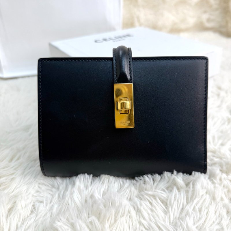 Celine 亮澤牛皮革配零錢袋錢包-0