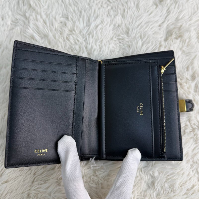 Celine 亮澤牛皮革配零錢袋錢包-5