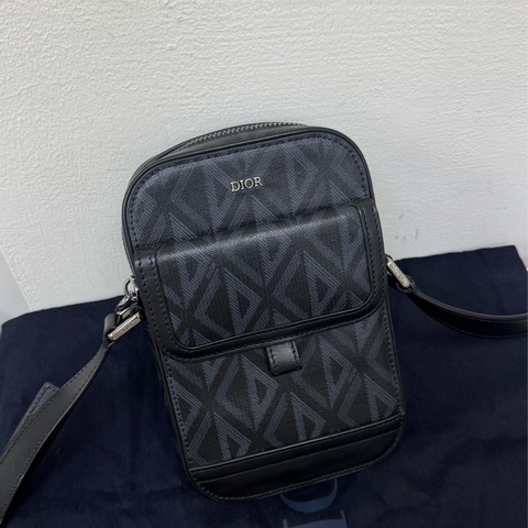 Dior黑灰CD Diamond手機包