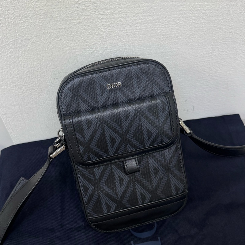 Dior黑灰CD Diamond手機包-0