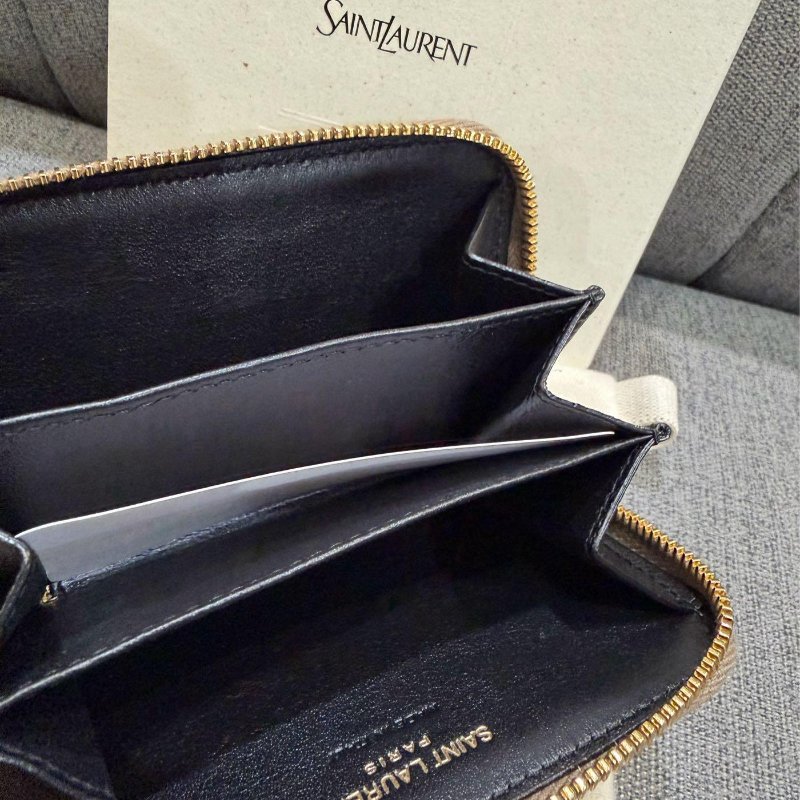 💎Han's house精品服飾💎SAINT LAURENT YSL 小羊皮 零錢包 義大利製 現貨 原價22100-3