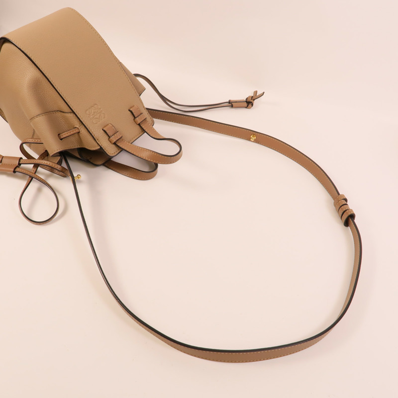LOEWE 牛皮皮革Hammock Mini手挽肩背兩用袋-5
