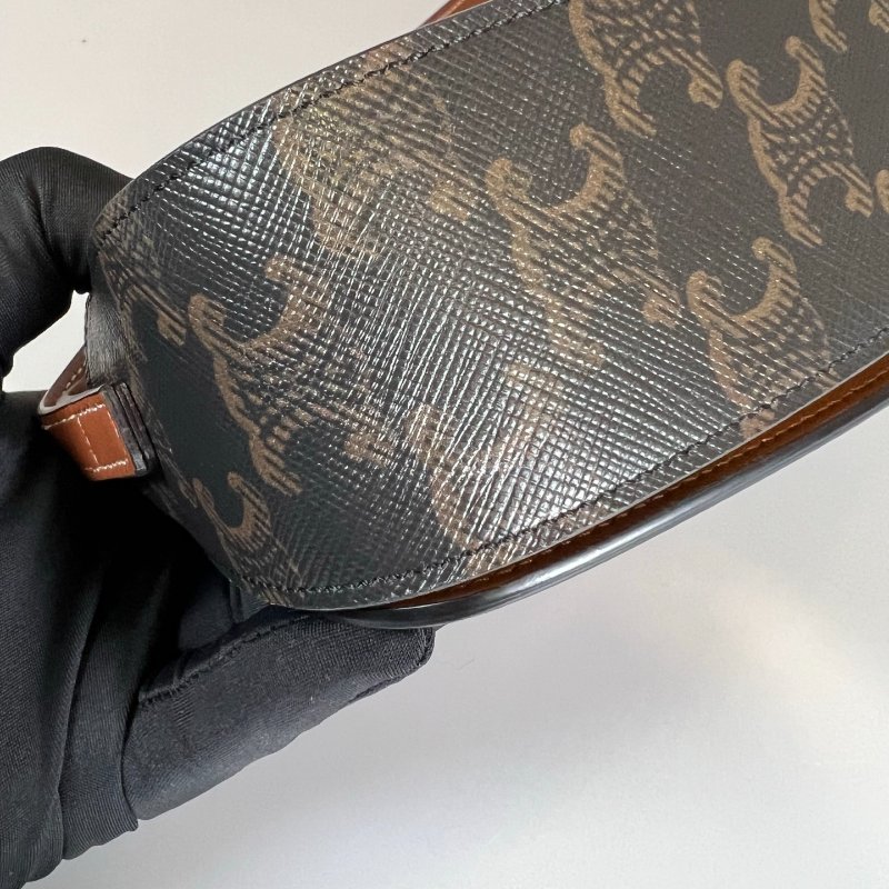 CELINE F.DR.1222 老花TABOU鎖頭包-9