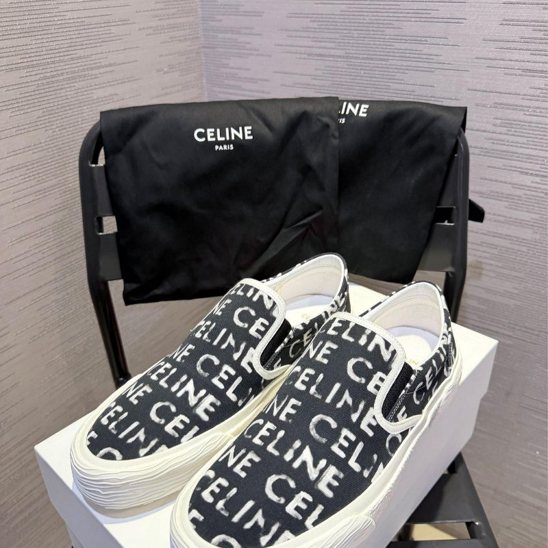 💎Han's house精品服飾💎 CELINE 滿版 懶人鞋 義大利製 原價23500 現貨41-1