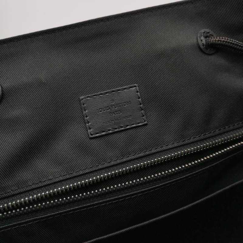 Louis Vuitton (LV) Christopher小號牛皮拼色Monogram印花垂蓋雙肩包晶片款-7