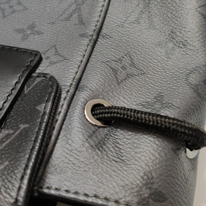 Louis Vuitton (LV) Christopher小號牛皮拼色Monogram印花垂蓋雙肩包晶片款-12