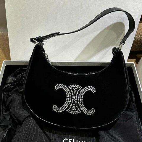 💎Han's house精品服飾💎 CELINE 腋下包 義大利製 現貨 原價72000