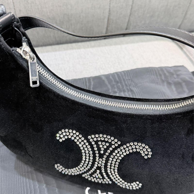 💎Han's house精品服飾💎 CELINE 腋下包 義大利製 現貨 原價72000-4