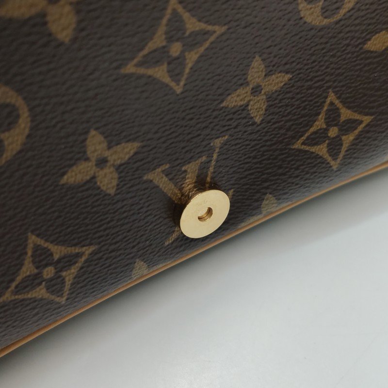 Louis Vuitton (LV) Diane植鞣革Monogram印花斜背包單肩包晶片款-9