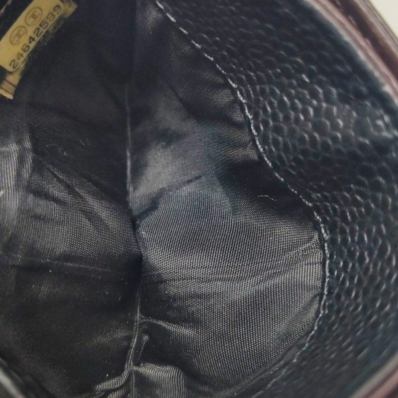 Chanel 牛皮純色雙C logo菱格絎縫卡包-15