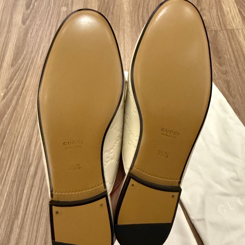 Gucci 經典馬銜釦 GG印花白色牛皮穆勒拖-8