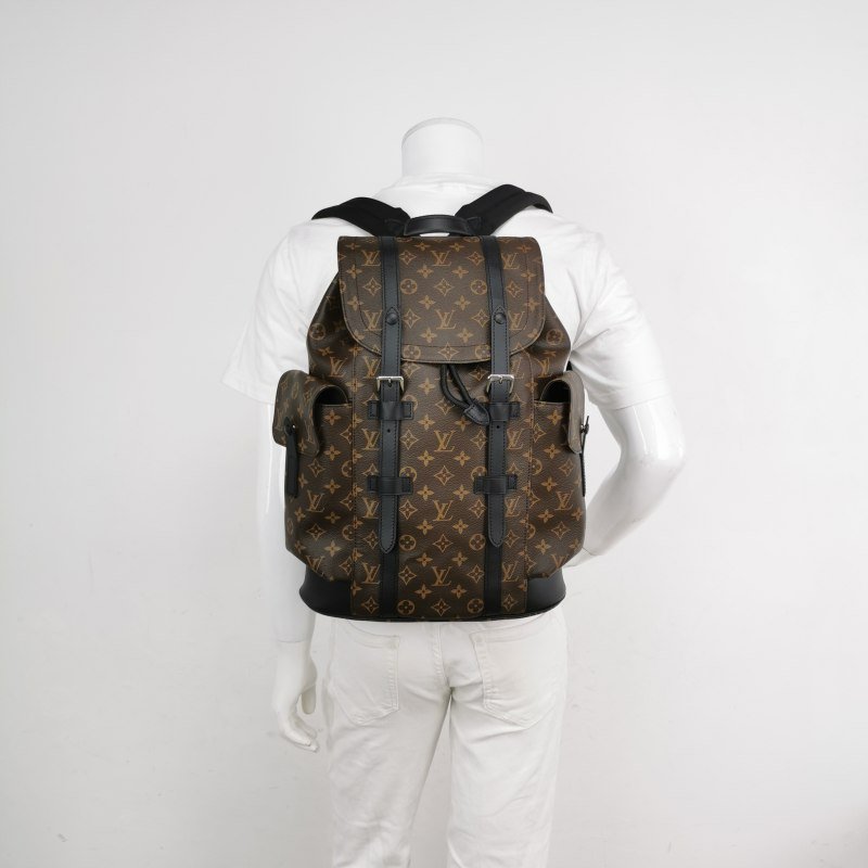 Louis Vuitton (LV) Christopher中型牛皮Monogram印花垂蓋雙肩包晶片款-1