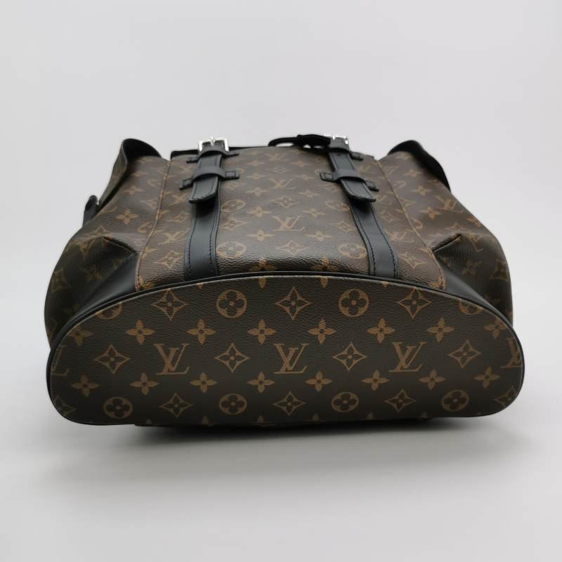 Louis Vuitton (LV) Christopher中型牛皮Monogram印花垂蓋雙肩包晶片款-5