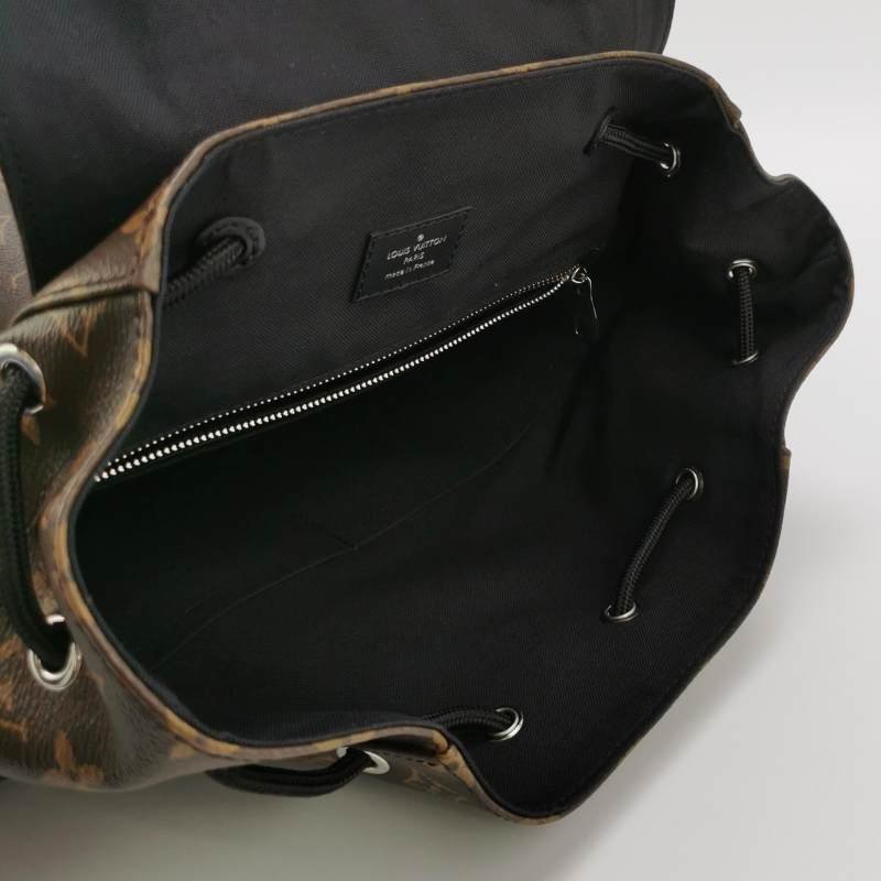 Louis Vuitton (LV) Christopher中型牛皮Monogram印花垂蓋雙肩包晶片款-6