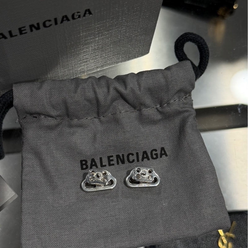 全配件🌟Balenciaga BB鎖扣 耳釘 耳環 ｜Classic Trend CT精品｜台北東區實體-1