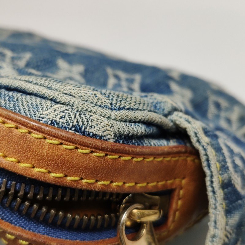 Louis Vuitton (LV) 帆布植鞣革老花腰包胸包-18