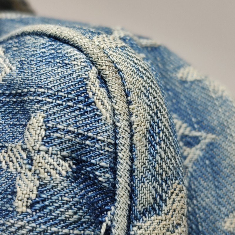 Louis Vuitton (LV) 帆布植鞣革老花腰包胸包-22