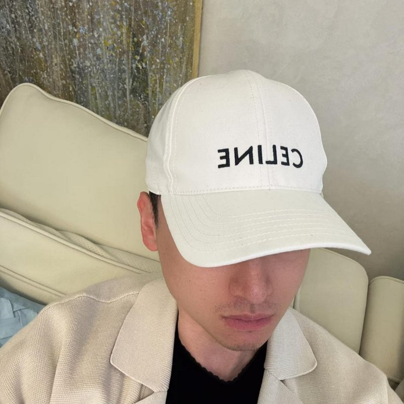 💎Han's house精品服飾💎 celine 刺繡 帽子 現貨 原價19500-7