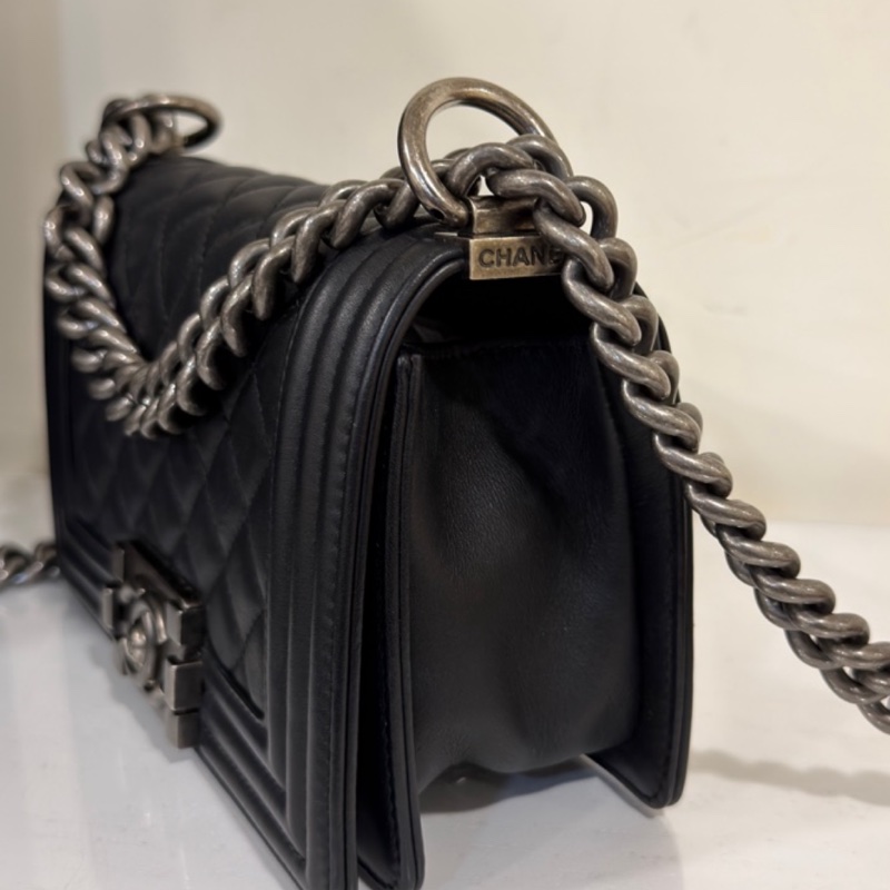 CHANEL香奈兒Leboy20小號閒置復古黑銀扣包況啵好🪿🪿-16