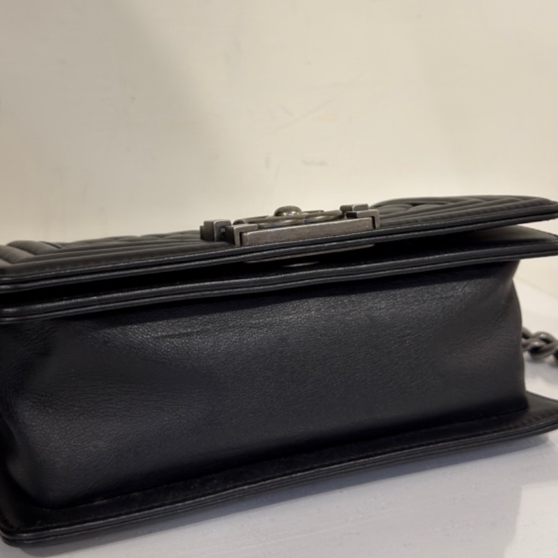 CHANEL香奈兒Leboy20小號閒置復古黑銀扣包況啵好🪿🪿-18