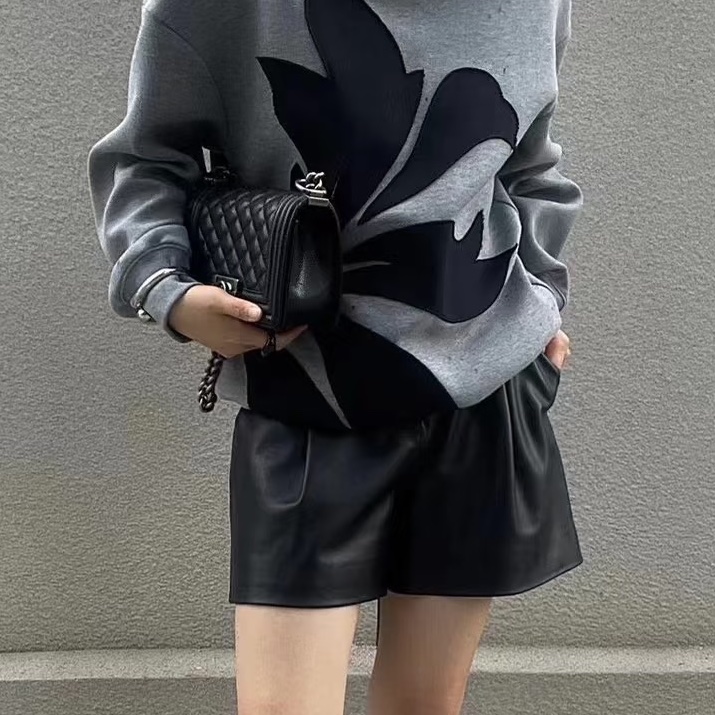 CHANEL香奈兒Leboy20小號閒置復古黑銀扣包況啵好🪿🪿-27