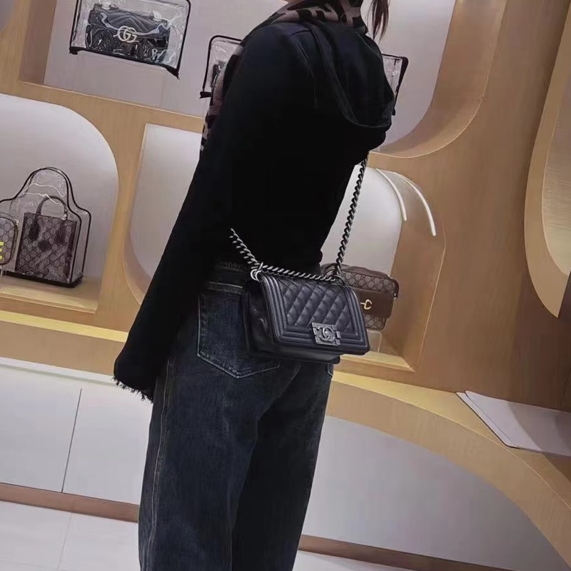 CHANEL香奈兒Leboy20小號閒置復古黑銀扣包況啵好🪿🪿-31