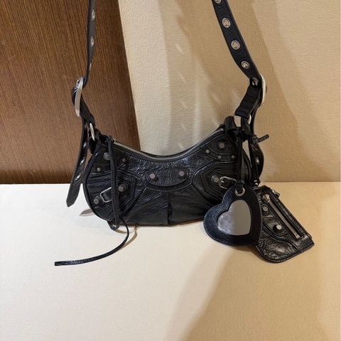 99新 Balenciaga 巴黎世家 黑銀 le cagole系列 鉚釘機車包 含心形化妝鏡 單肩
