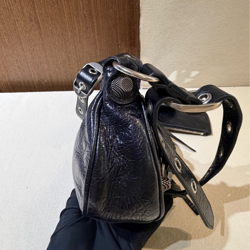 99新 Balenciaga 巴黎世家 黑銀 le cagole系列 鉚釘機車包 含心形化妝鏡 單肩-3