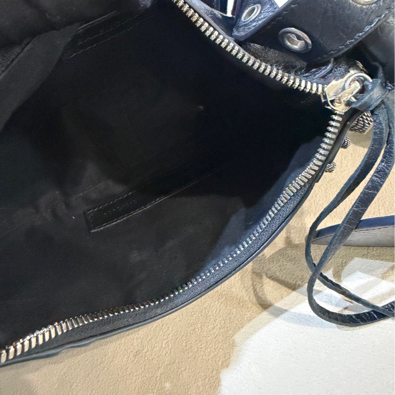 99新 Balenciaga 巴黎世家 黑銀 le cagole系列 鉚釘機車包 含心形化妝鏡 單肩-5