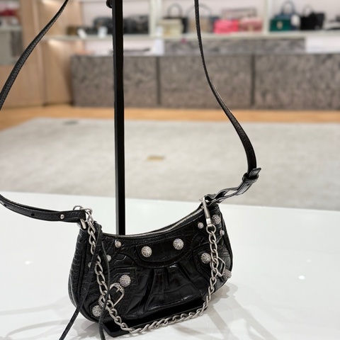 98新 Balenciaga 巴黎世家 Le Cagole鰐魚壓紋mini鑽扣月牙機車包