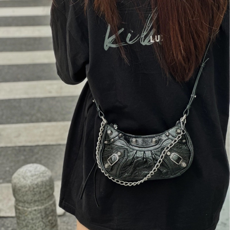 98新 Balenciaga 巴黎世家 Le Cagole鰐魚壓紋mini鑽扣月牙機車包-4