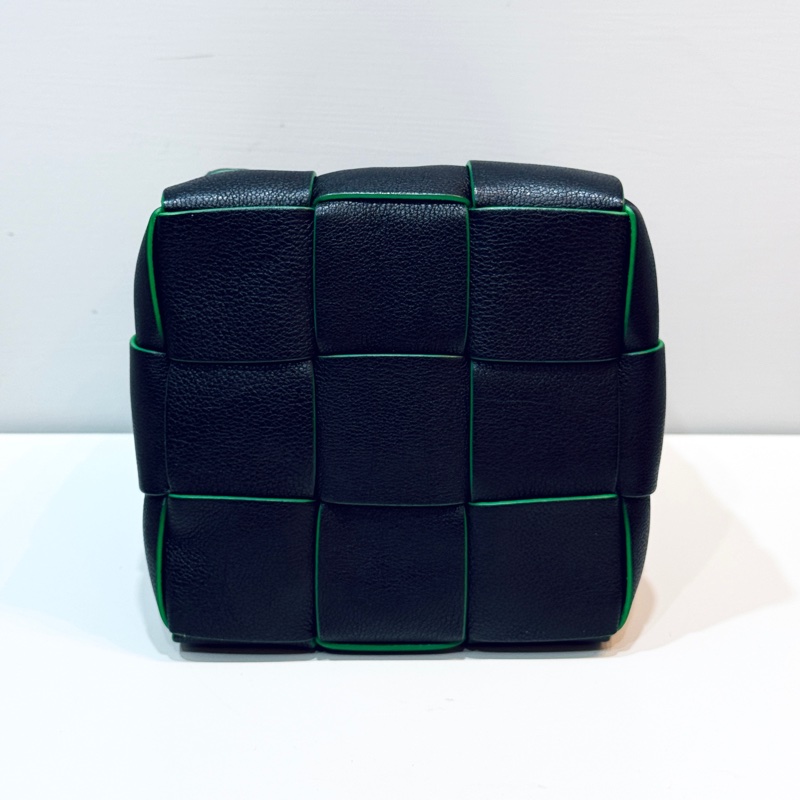 BOTTEGA VENETA Cassette大格編織水桶斜背包 經典撞色-2