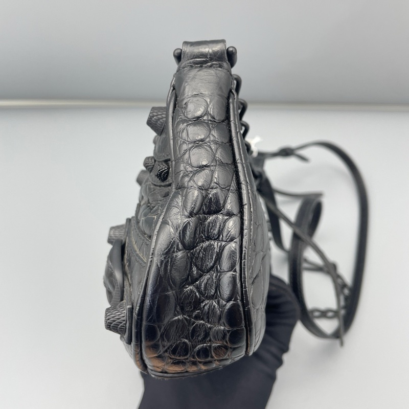 97新 二手巴黎世家lecagole xs腋下斜挎包黑色-2