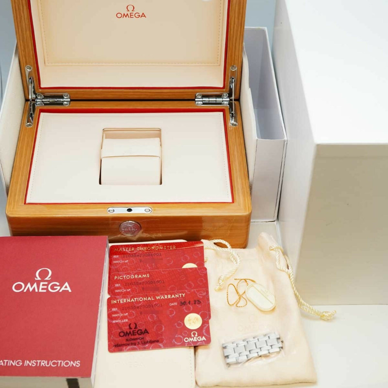 歐米茄海馬系列 210.30.42.20.01.001 黑色錶盤男士腕錶-9