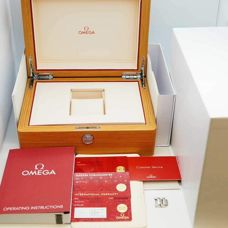 歐米茄海馬系列 220.10.41.21.03.001 海軍藍錶盤男士腕錶-9