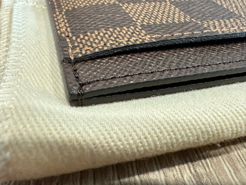 全新 送禮全套 有收據 LV Damier帆布卡片夾-9
