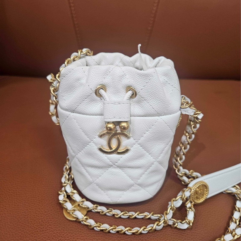 Chanel/香奈兒 22A 白色 金幣 mini抽繩 水桶包牛皮 98新-0