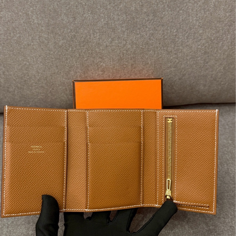 愛馬仕bearn H金棕三折短夾-1