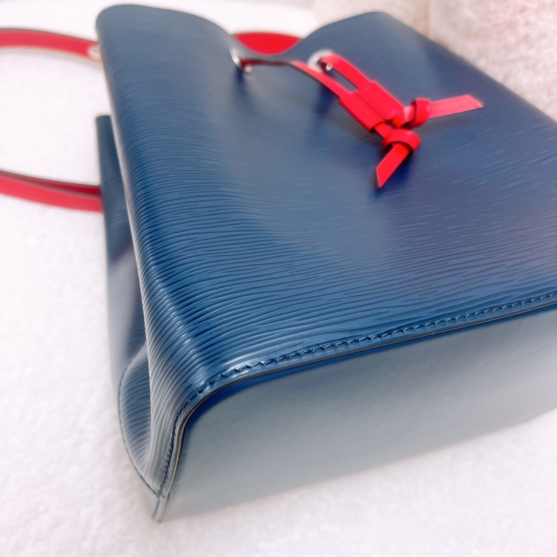 Lv noe epi MM 深藍色水桶包-3