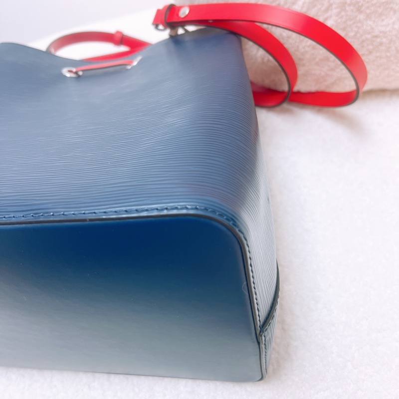 Lv noe epi MM 深藍色水桶包-8