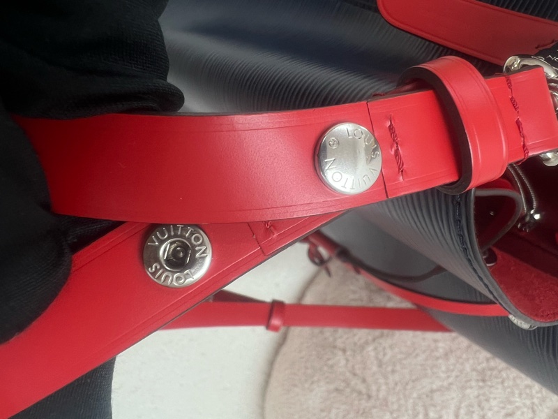 Lv noe epi MM 深藍色水桶包-12