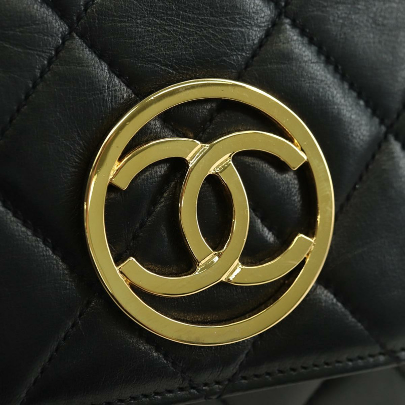 【日本直送】香奈兒 (CHANEL) 絎縫鏈條肩背包，羊皮材質，黑色，金色雙C標誌，正品編號 175888SAV-16