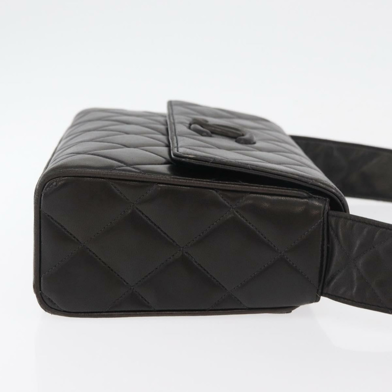 【日本直送】香奈兒 (CHANEL) Matelasse 羊皮單肩包，黑色，金色雙C標誌，正品編號 175105SAV-2
